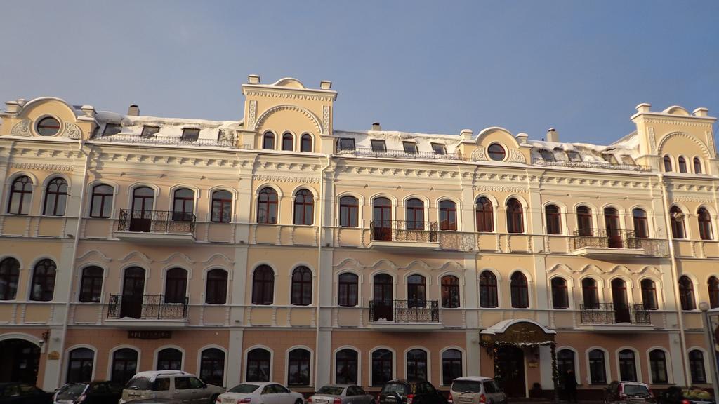 Garni Hotel Minsk Esterno foto